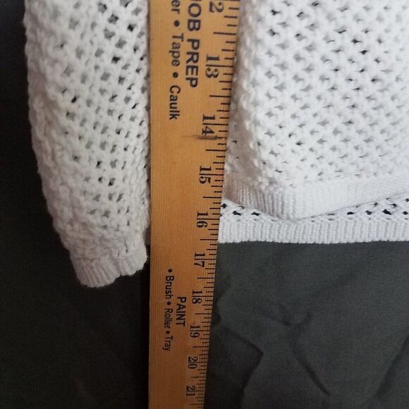 Offline By Aerie M Crochet Sweater Sleeveless Top Cropped Ribbed Medium NWT - Picture 6 of 9